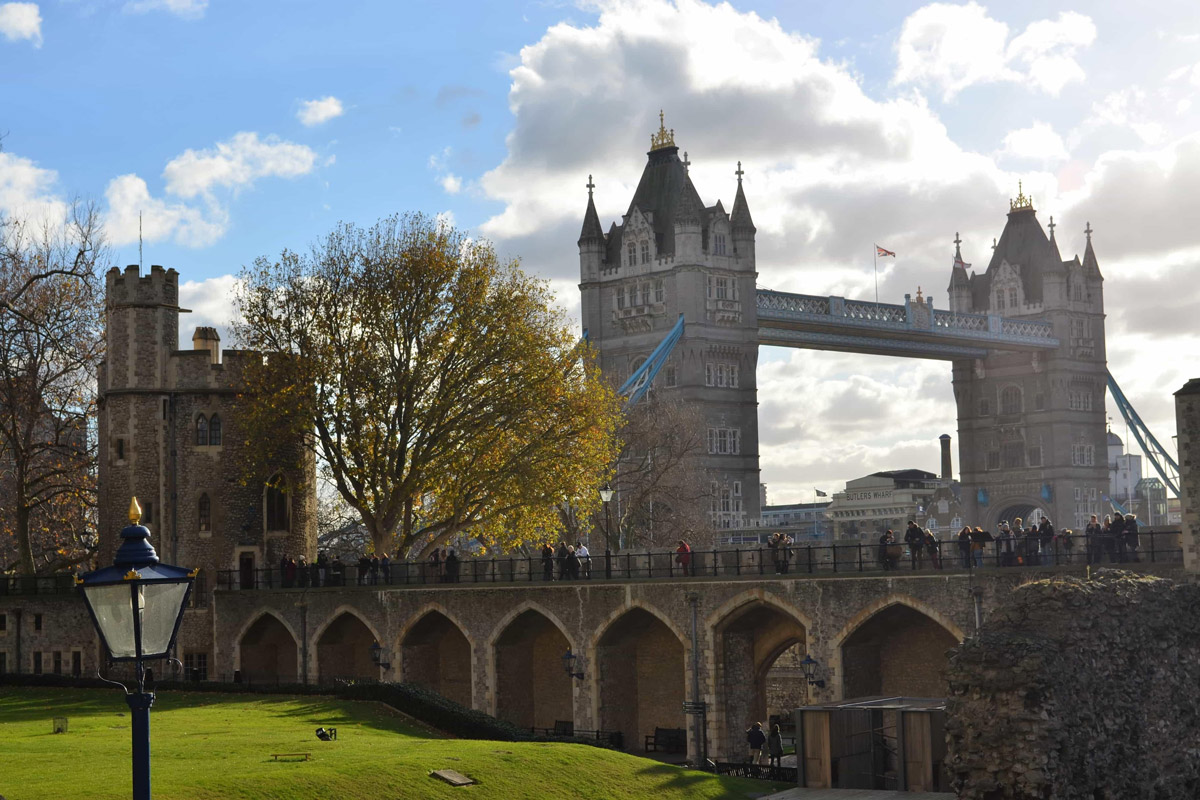 Teach and live in Kent Point to Point Education